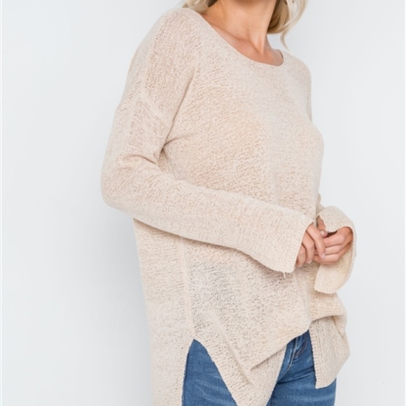 Hollywood Lightweight Knit Sweater (Linen) - Picture 2 of 6